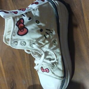 Converse hello kitty girls shoes sold as is